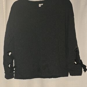 Cable & Gauge Women's Pullover Sweatshirt with Grommet Tie Sleeves